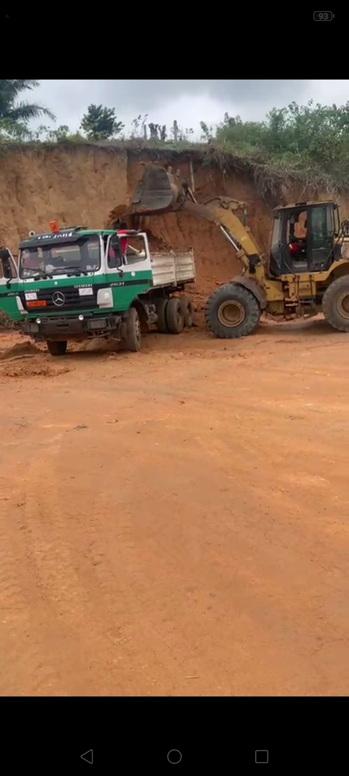 Chargement de Granulats / CAT 950G